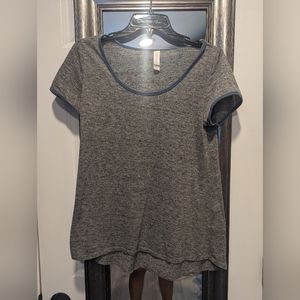 LuLaRoe heather grey short sleeve t-shirt